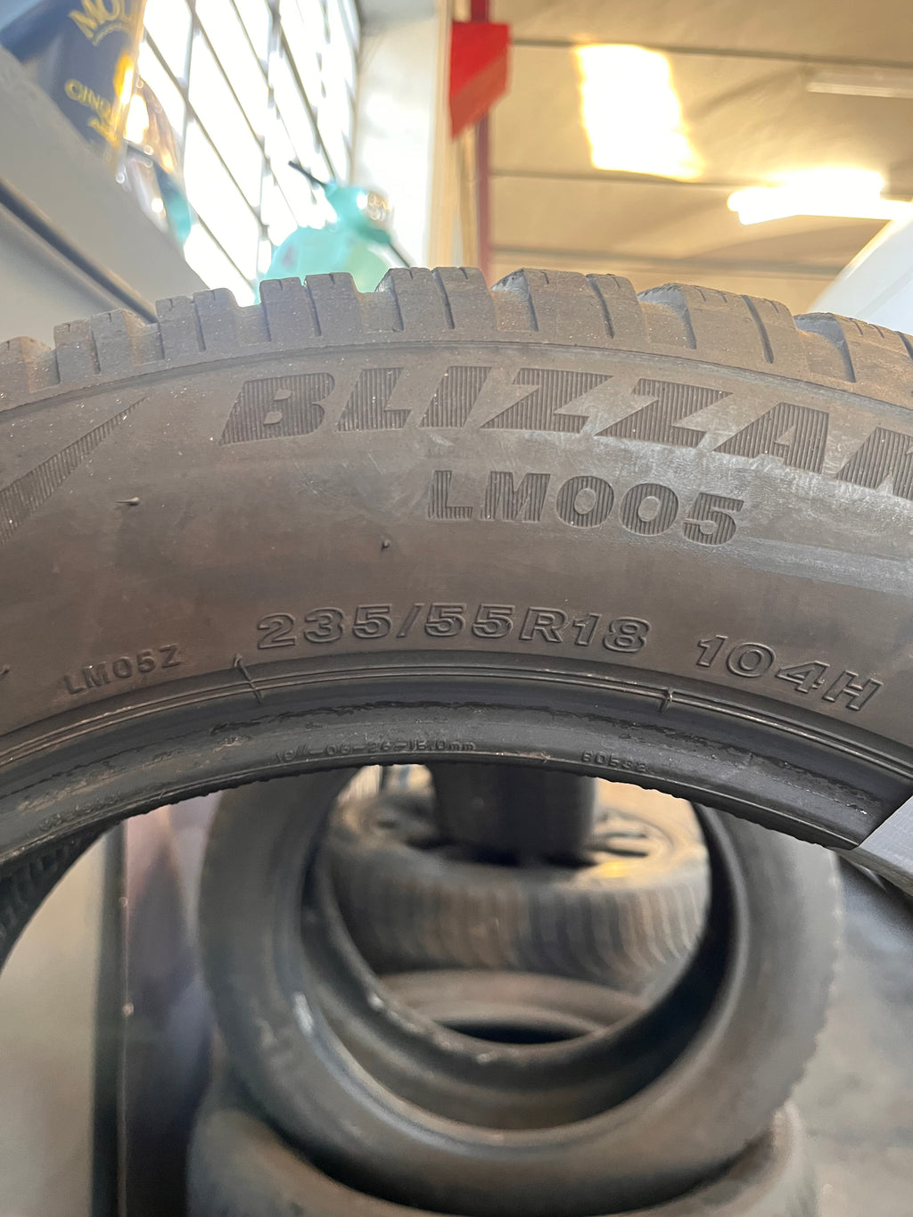 Gomme Invernali 235/55/18 104H Bridgestone.