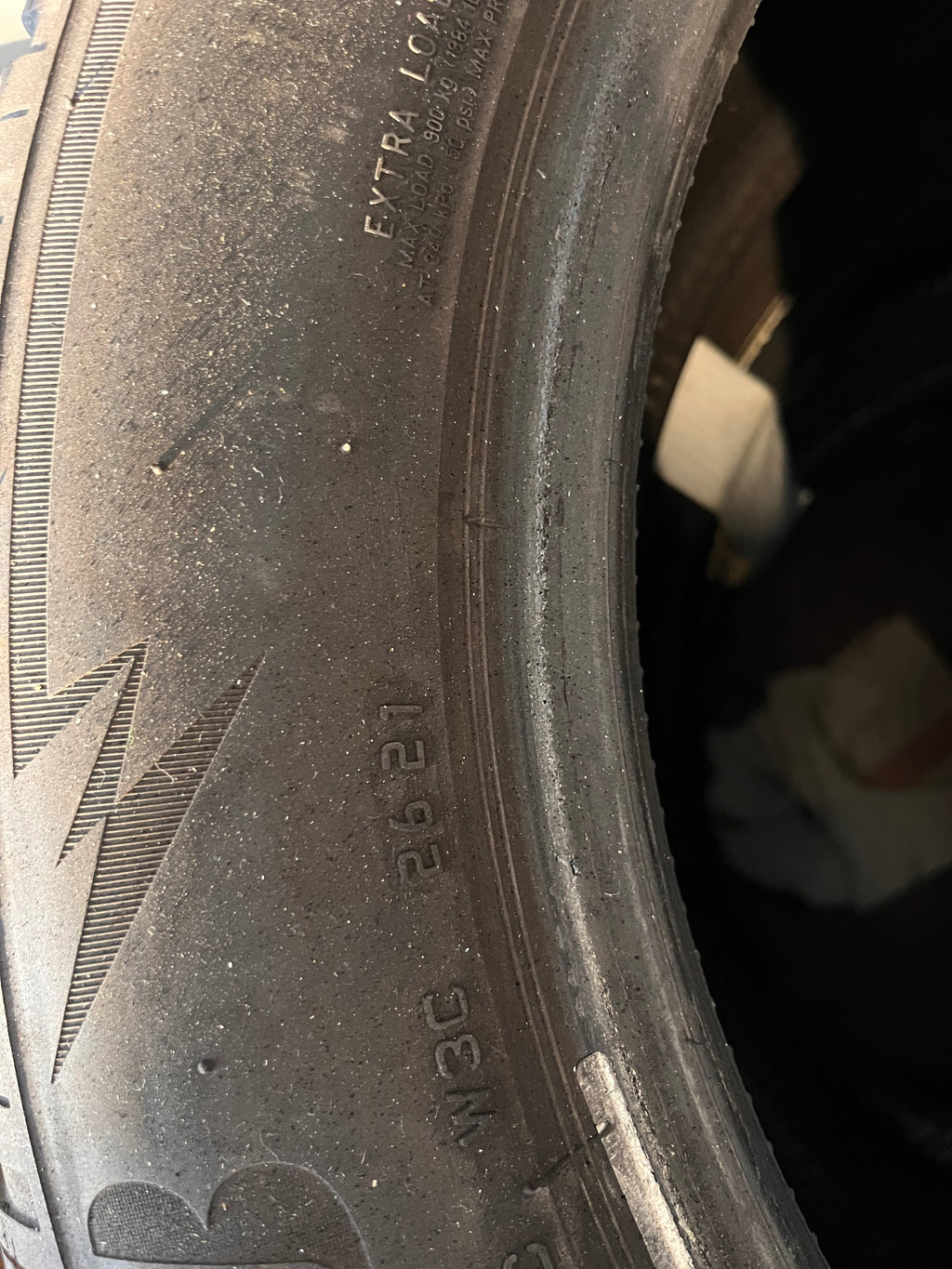 Gomme Invernali 235/55/18 104H Bridgestone.